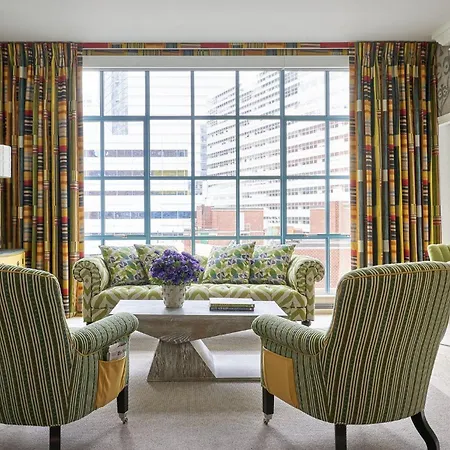 Warren Street 5*