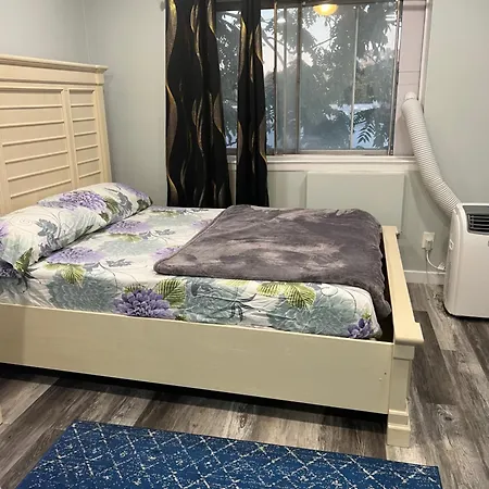 Cozy 2-bedroom In Phenomenal Queens With Wifi, Ac * New York