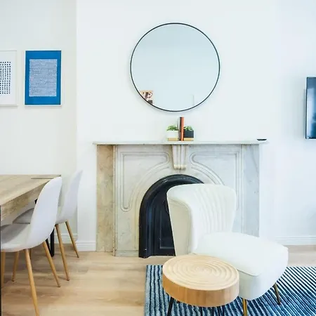 1435-4 I 3 Bedrooms 2 Bath Prime Upper East * New York