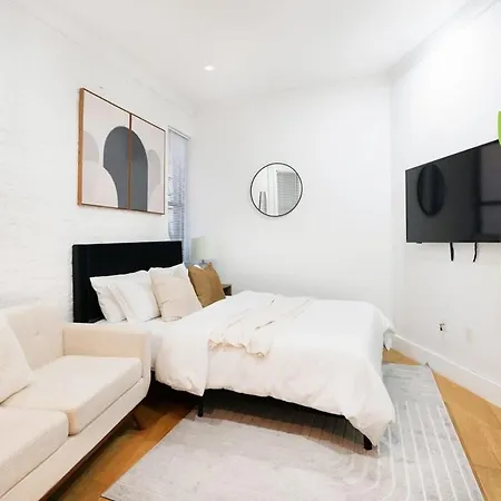 Apartment 403-2e Newly Renovated Ues