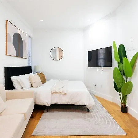 403-2e Newly Renovated Ues *