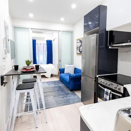 317 Ues Apartment