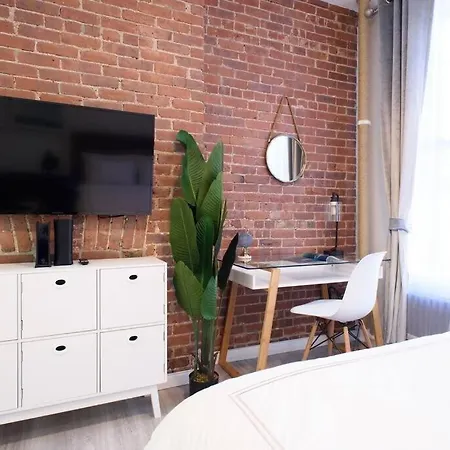Apartment 240-5 New Prime Location W&d In Unit New York