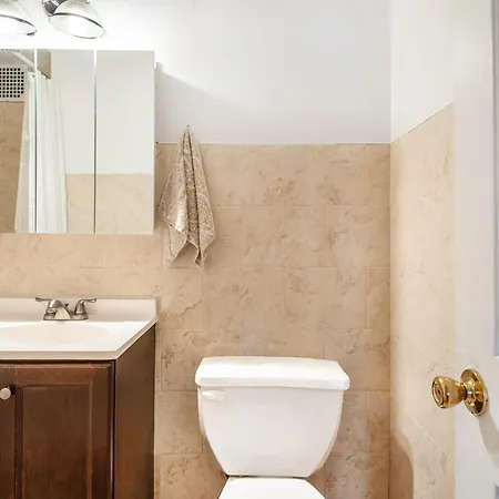 Apartment 338-3b Union Square Newly Reno Sleeps 3