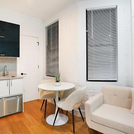 Apartment 403-2e Newly Renovated Ues New York
