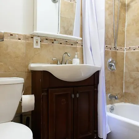 428-2e Newly Furnished 2br New York