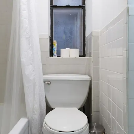 428-3r Spacious 2br Newly Furnished
