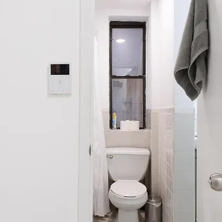 428-3r Spacious 2br Newly Furnished
