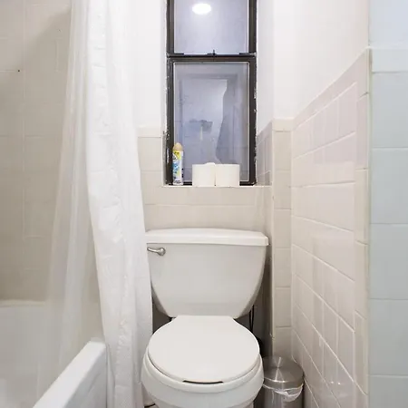 428-3r Spacious 2br Newly Furnished * New York