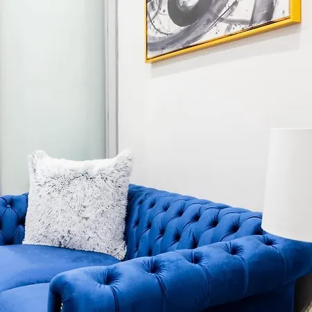 Apartment 317 Ues