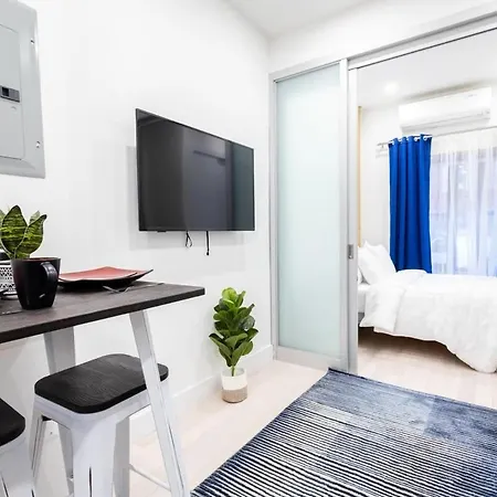 317 Ues Apartment