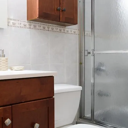 26-2b Gramercy Large 1br Wd In Unit Courtyard Apartment *
