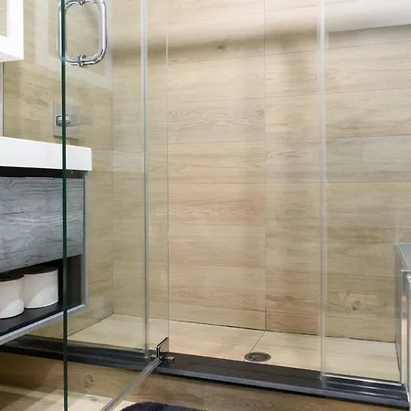 24-14 Renovated Prime Gramercy W&d Apartment