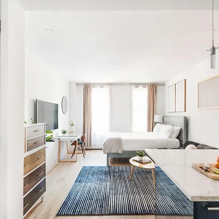 1597-14 New Renovated Rime Ues * New York
