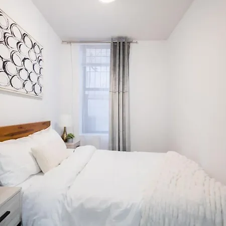 Apartment 1435-2 3 Bedrooms 2 Bath Wd Ues