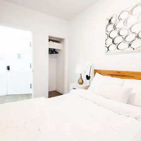 1435-2 3 Bedrooms 2 Bath Wd Ues New York