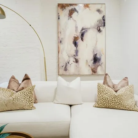 1288-4rn Newly Furnished Prime Ues 2br * New York
