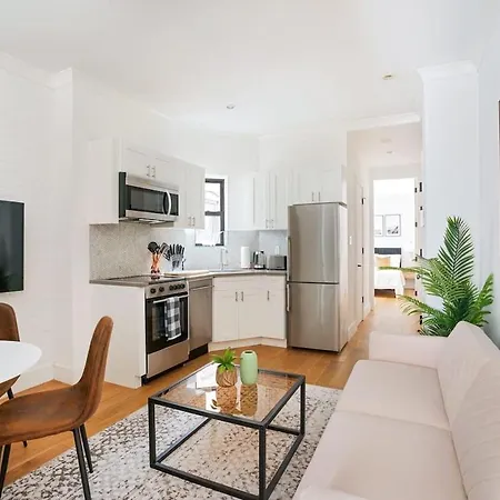 1290-16 New Renovated 2 Bedrooms In Ues Apartment *