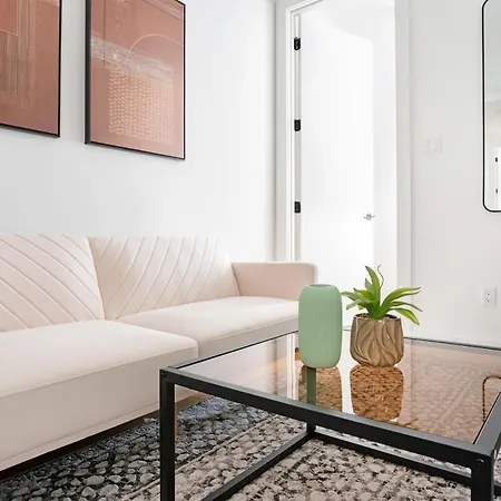 1290-16 New Renovated 2 Bedrooms In Ues * New York