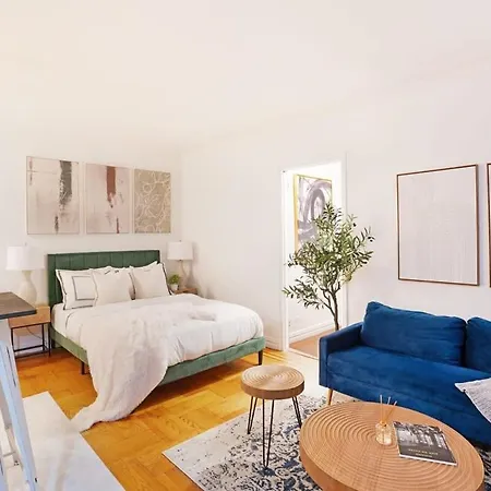 Apartment 105-1g In Park Ave Location New York