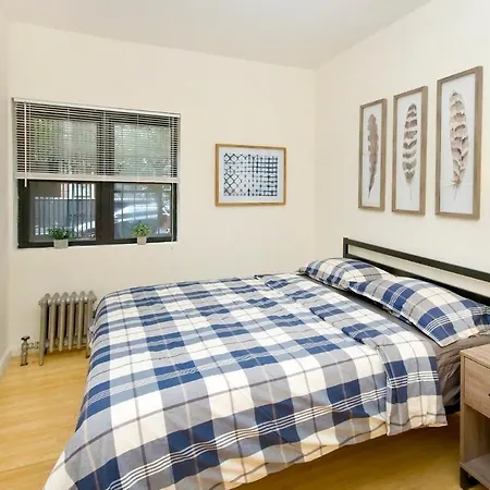 Apartment 102-1a Value 2br Near Park