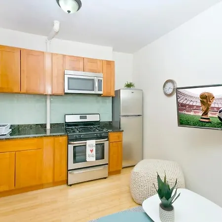 102-1a Value 2br Near Park