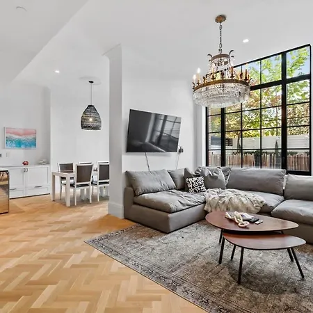 Apartment Clinton By Rove Travel 3br Duplex With Backyard New York