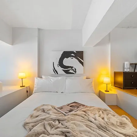 Barrow By Rove Travel 1br Loft With Shared Roof Apartment *