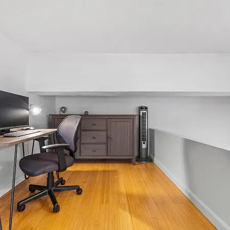 Apartment Barrow By Rove Travel 1br Loft With Shared Roof