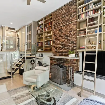 Apartment Charles Court By Rove Travel Grand 2br Duplex New York
