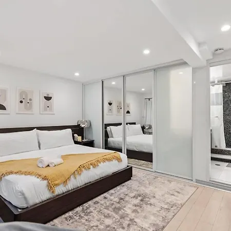 Charles Court By Rove Travel Grand 2br Duplex * New York