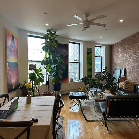 Rare Designer Gem In Downtown Ny Apartment *