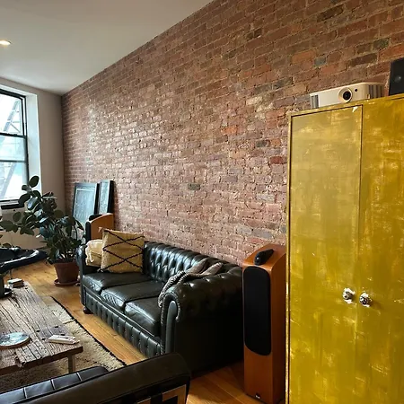 Rare Designer Gem In Downtown Ny New York