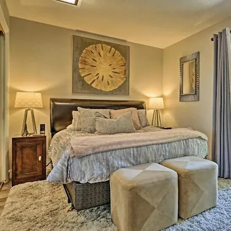 Chic 3br 1bath Apartment *