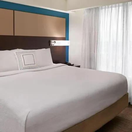 Apartment Serene 3bd 1,5 Bath *