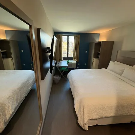 Express & Bronx - Zoo Area By Ihg New York