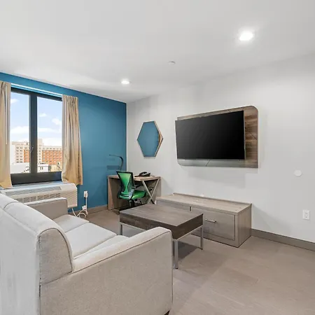 Express & Bronx - Zoo Area By Ihg
