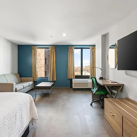 Express & Bronx - Zoo Area By Ihg Hotel New York
