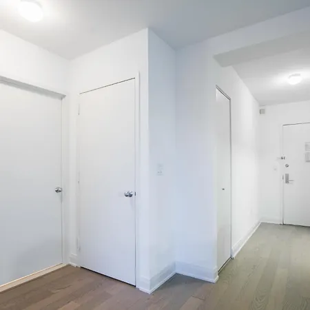 Fully Furnished 1 Bedroom 1 Bathroom In Murray Hill *