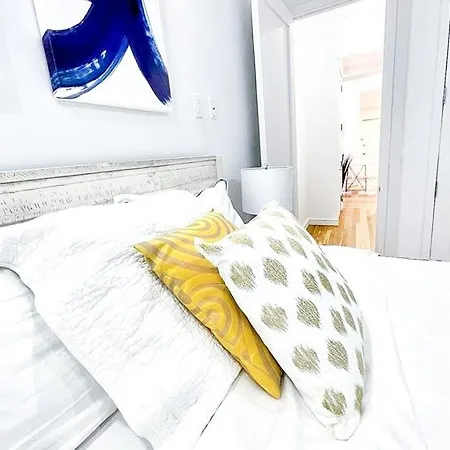 62-2b Renovated 1br Located In Prime Upper East Side Apartment *