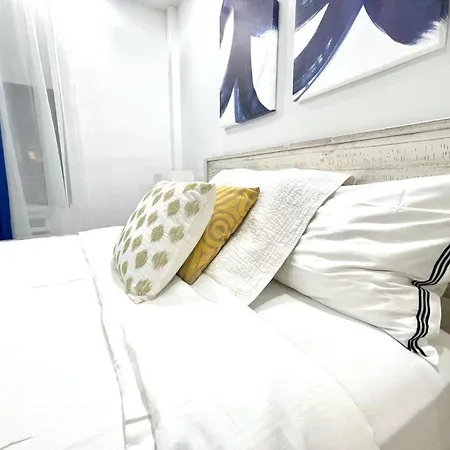62-2b Renovated 1br Located In Prime Upper East Side Apartment New York