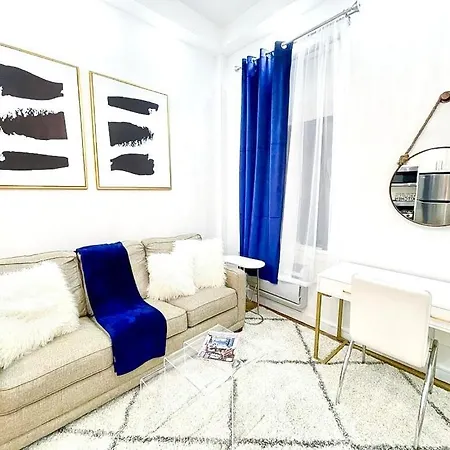 Apartment 62-2b Renovated 1br Located In Prime Upper East Side *