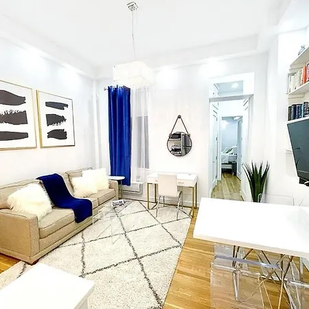 62-2b Renovated 1br Located In Prime Upper East Side New York