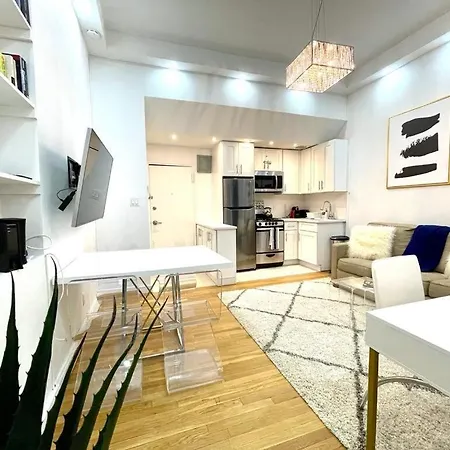 62-2b Renovated 1br Located In Prime Upper East Side