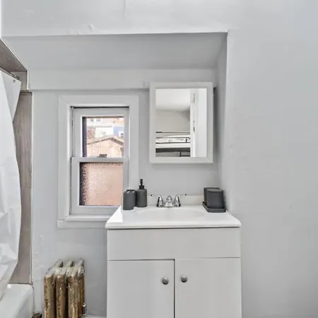 The Whimsical I Holiday home New York