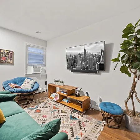 The Rainforest I Sleeps 16 20m To Nyc Free Parking Holiday home *