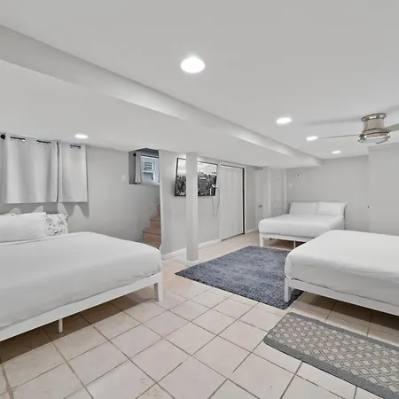 The Rainforest I Sleeps 16 20m To Nyc Free Parking Holiday home *