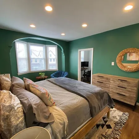 The Rainforest Ii Sleeps 16 20m To Nyc Free Parking