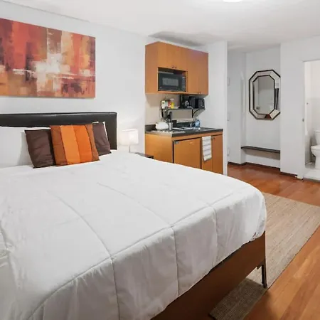 Great Location In Times Square Near Subway Apartment New York