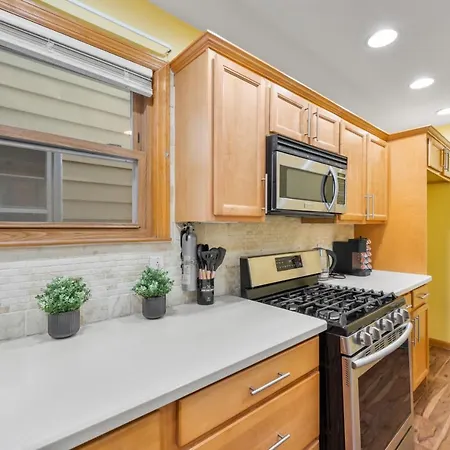 Cozy Urban Escape I Near Nyc *